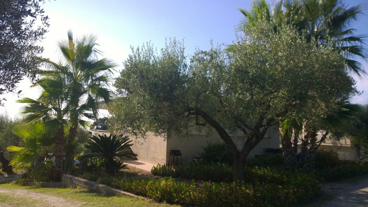 La Scogliera Del Capo Villa Santa Maria  Exteriör bild