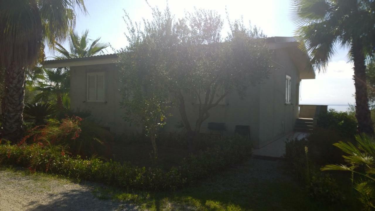 La Scogliera Del Capo Villa Santa Maria  Exteriör bild
