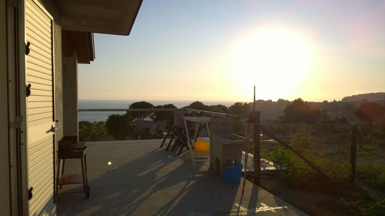 La Scogliera Del Capo Villa Santa Maria  Exteriör bild